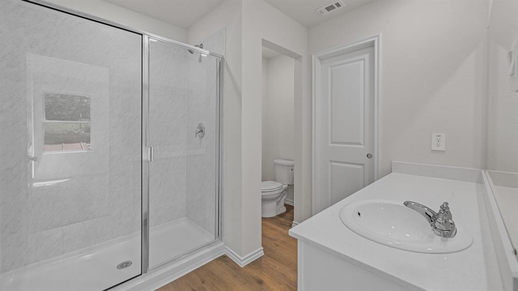 10521 Red Thistle Drive Property Photo 13
