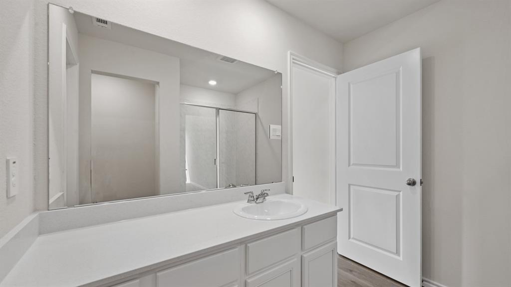 10521 Red Thistle Drive Property Photo 15