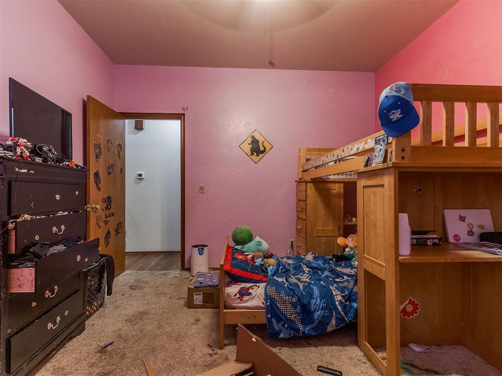 1224 Jamestown Property Photo 8