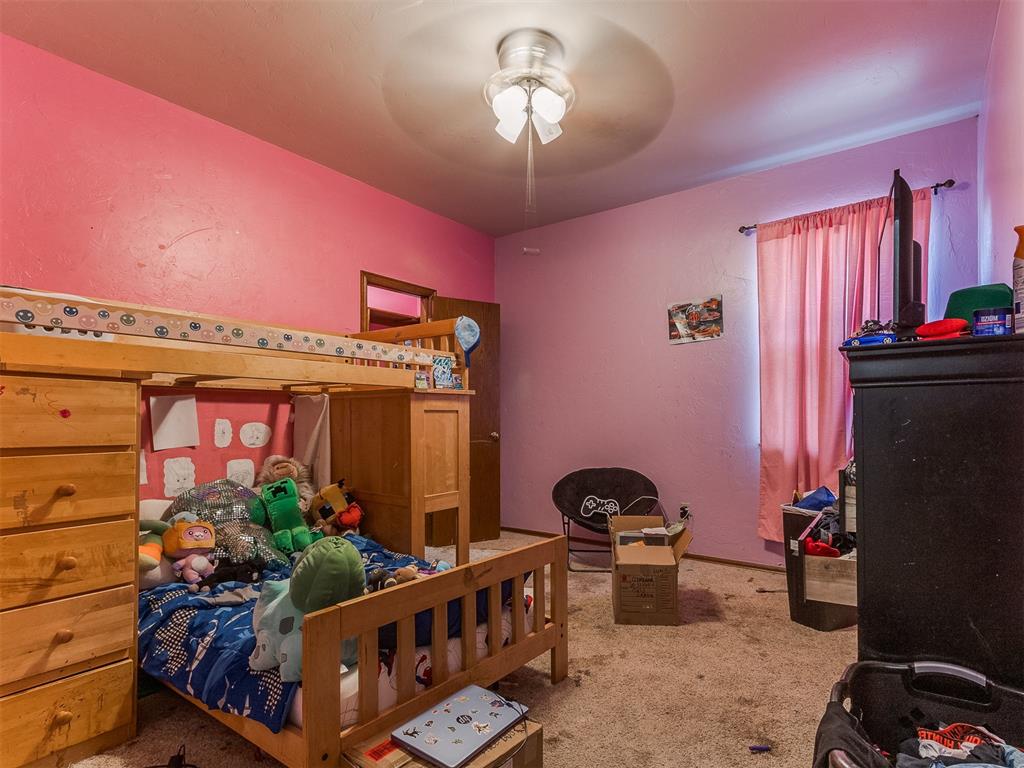 1224 Jamestown Property Photo 9