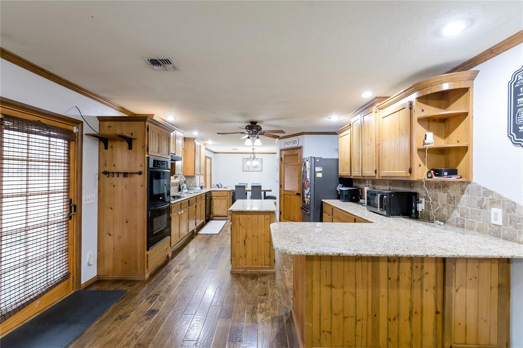 11221 N 1960 Circle Property Photo 16