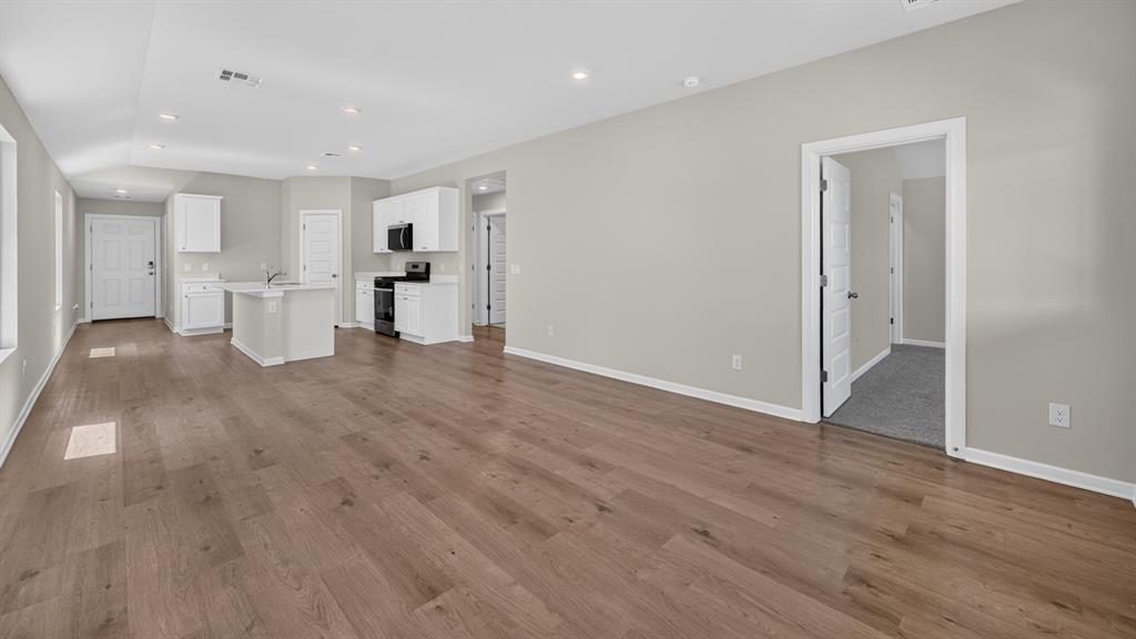 10517 Red Thistle Drive Property Photo 7