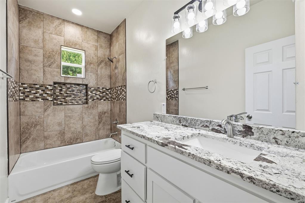 207 N K Avenue Property Photo 15