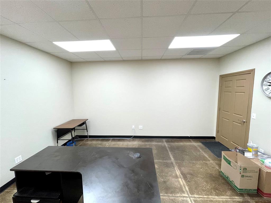 404 W Pikes Peak Road Property Photo 13