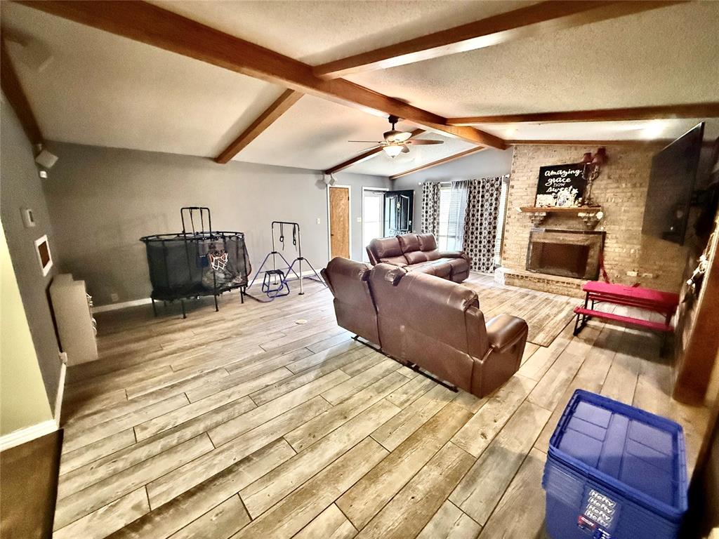 1209 S Trail Drive Property Photo 3