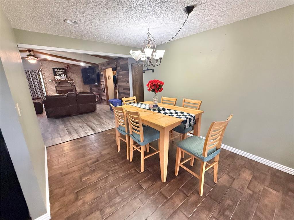 1209 S Trail Drive Property Photo 7
