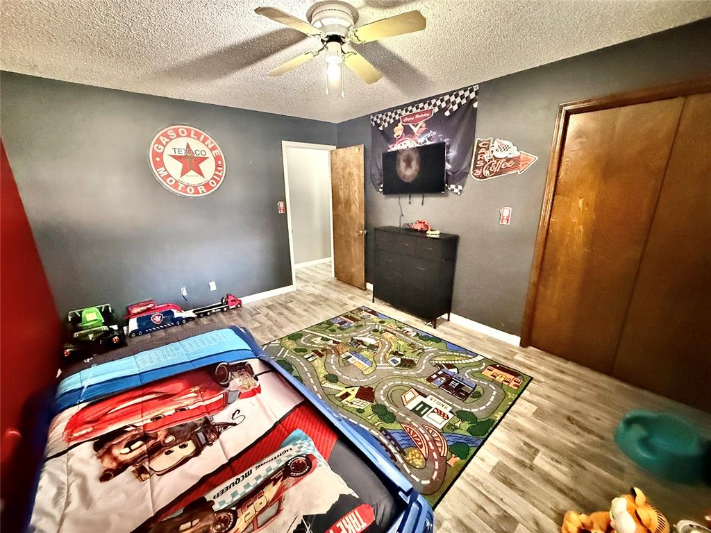 1209 S Trail Drive Property Photo 14