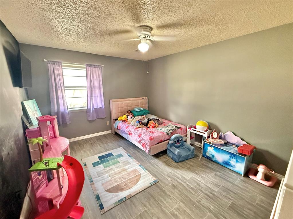 1209 S Trail Drive Property Photo 17