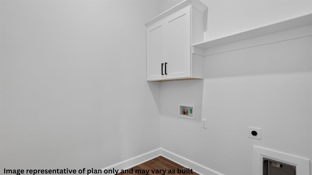 8725 Hidden Meadow Drive Property Photo 8