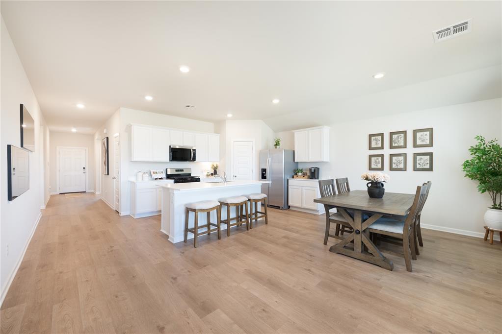 1401 51st Street Property Photo 3