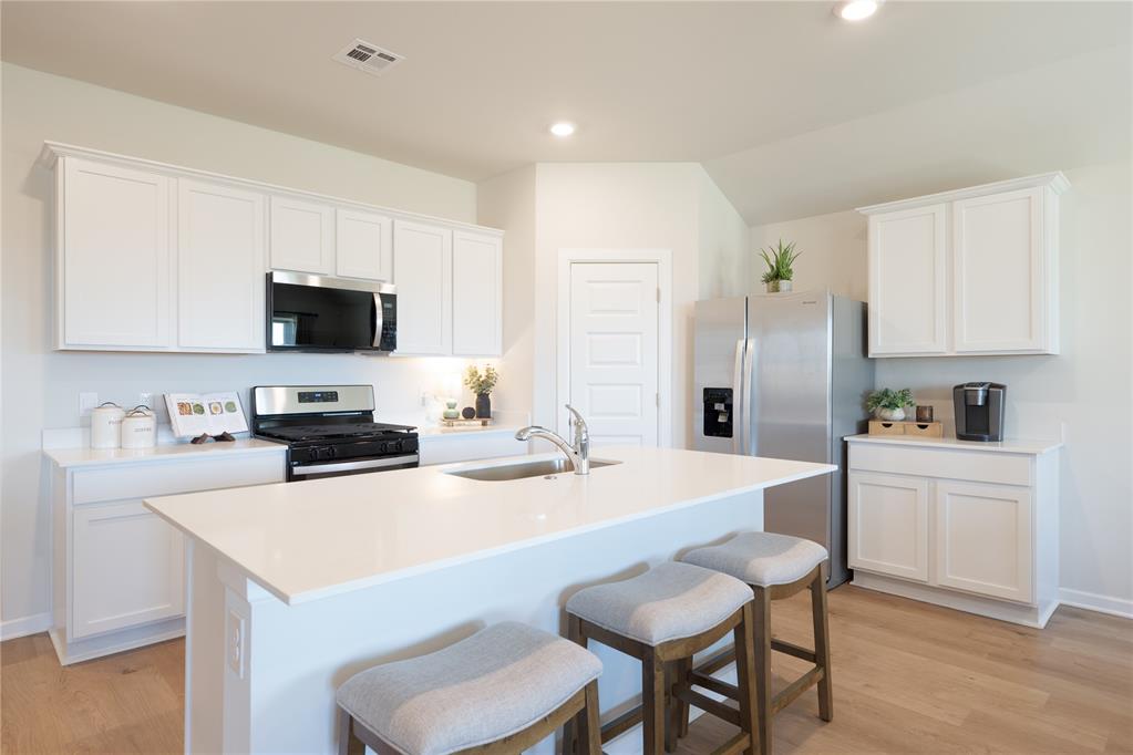 1401 51st Street Property Photo 4