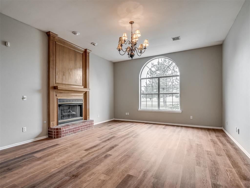 1085 Pioneer Road Property Photo 1