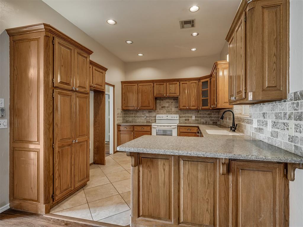 1085 Pioneer Road Property Photo 7