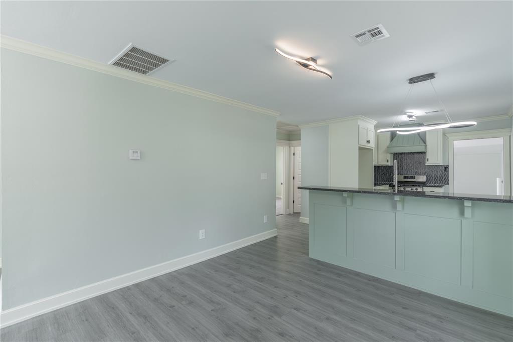 1137 N Brauer Avenue Property Photo 10