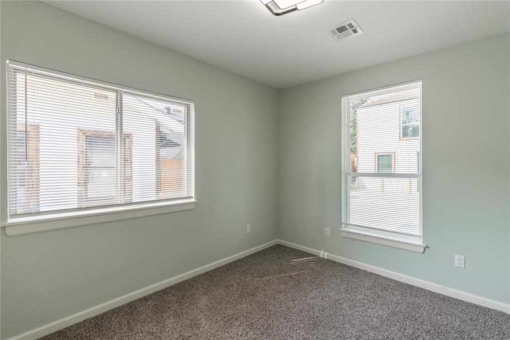 1137 N Brauer Avenue Property Photo 18