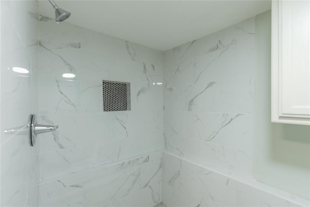 1137 N Brauer Avenue Property Photo 32
