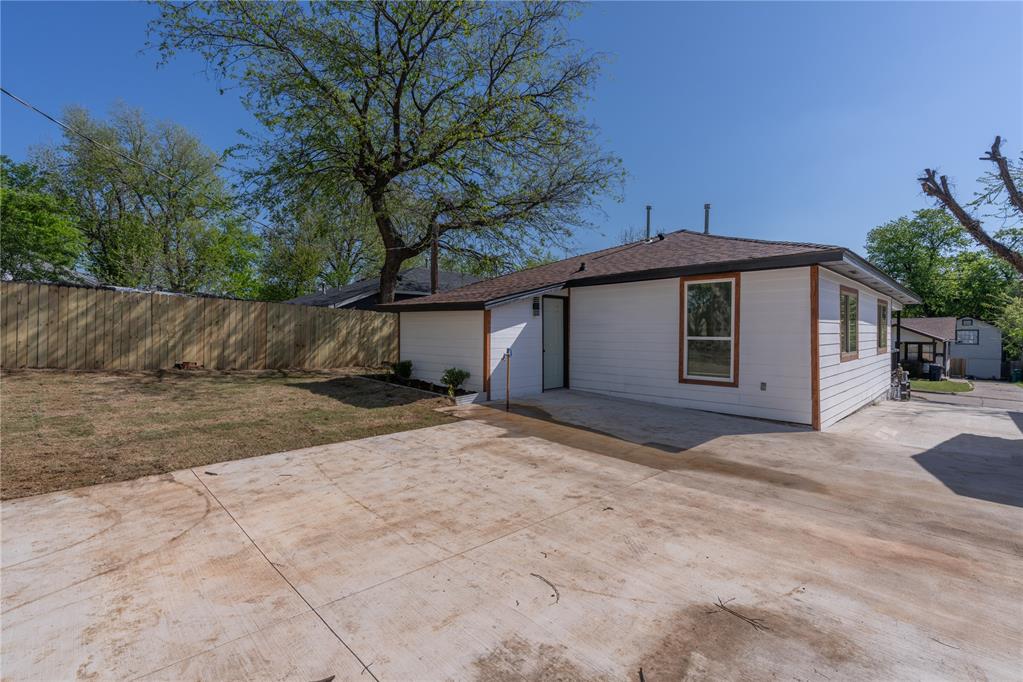 1137 N Brauer Avenue Property Photo 44