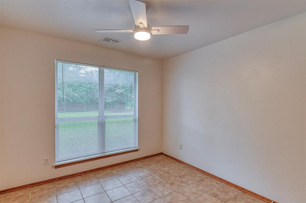 12418 E I 240 Service Road Property Photo 24