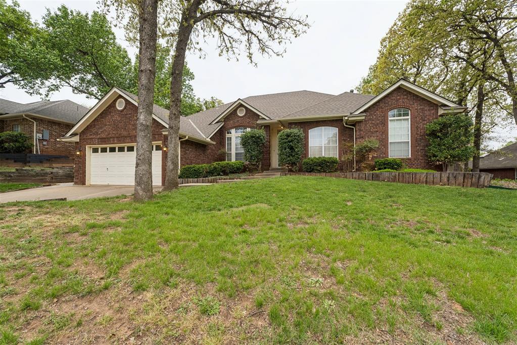 709 N Creek Drive Property Photo 1