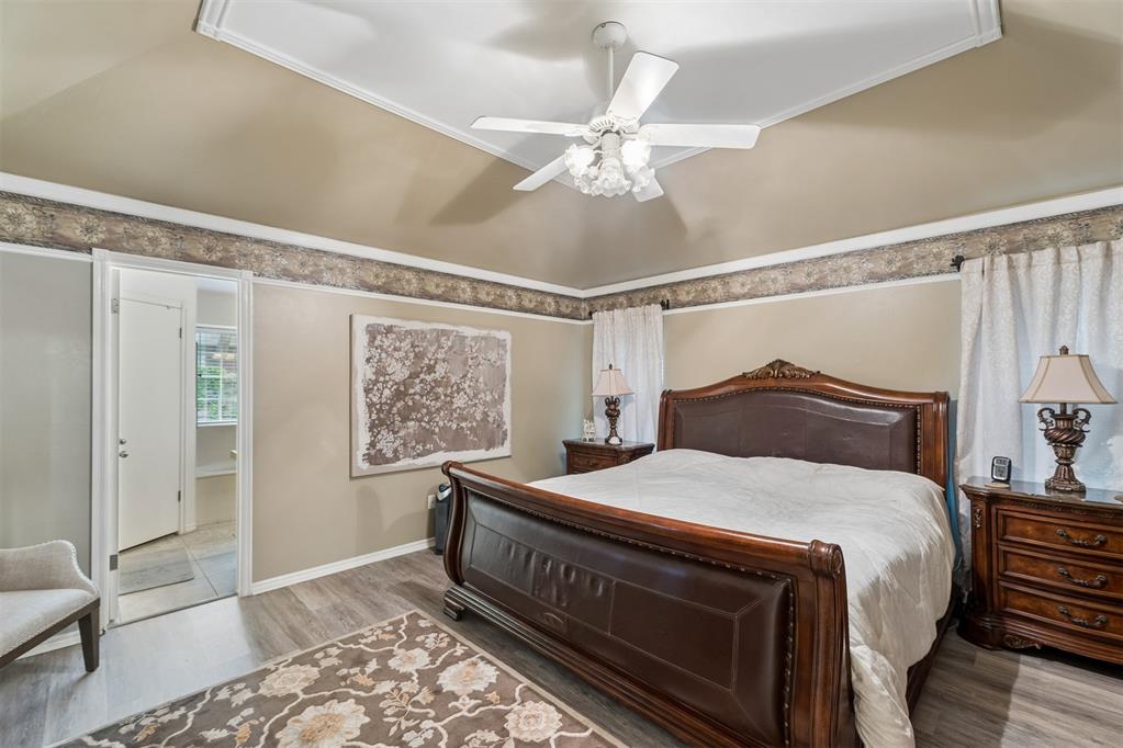 709 N Creek Drive Property Photo 15