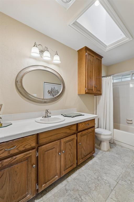 709 N Creek Drive Property Photo 26