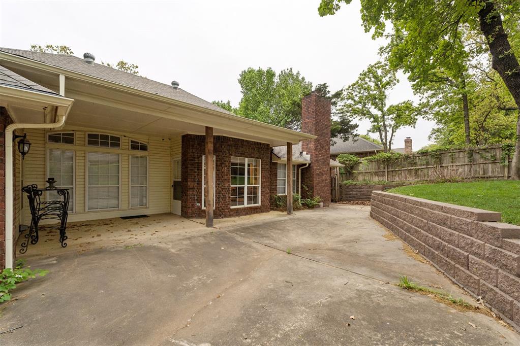 709 N Creek Drive Property Photo 47