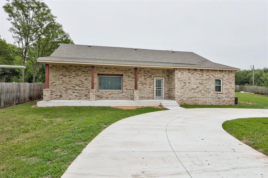 5314 N Post Road Property Photo 3
