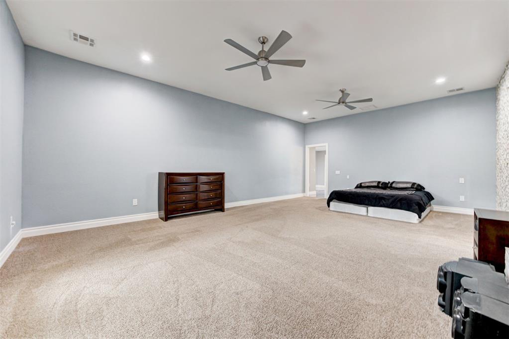 5314 N Post Road Property Photo 25