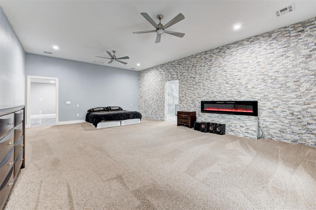 5314 N Post Road Property Photo 26
