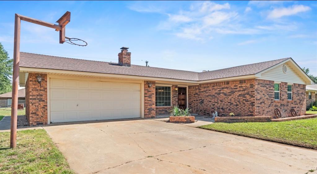 537 Sunset Drive Property Photo 1