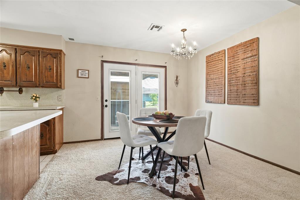 537 Sunset Drive Property Photo 11