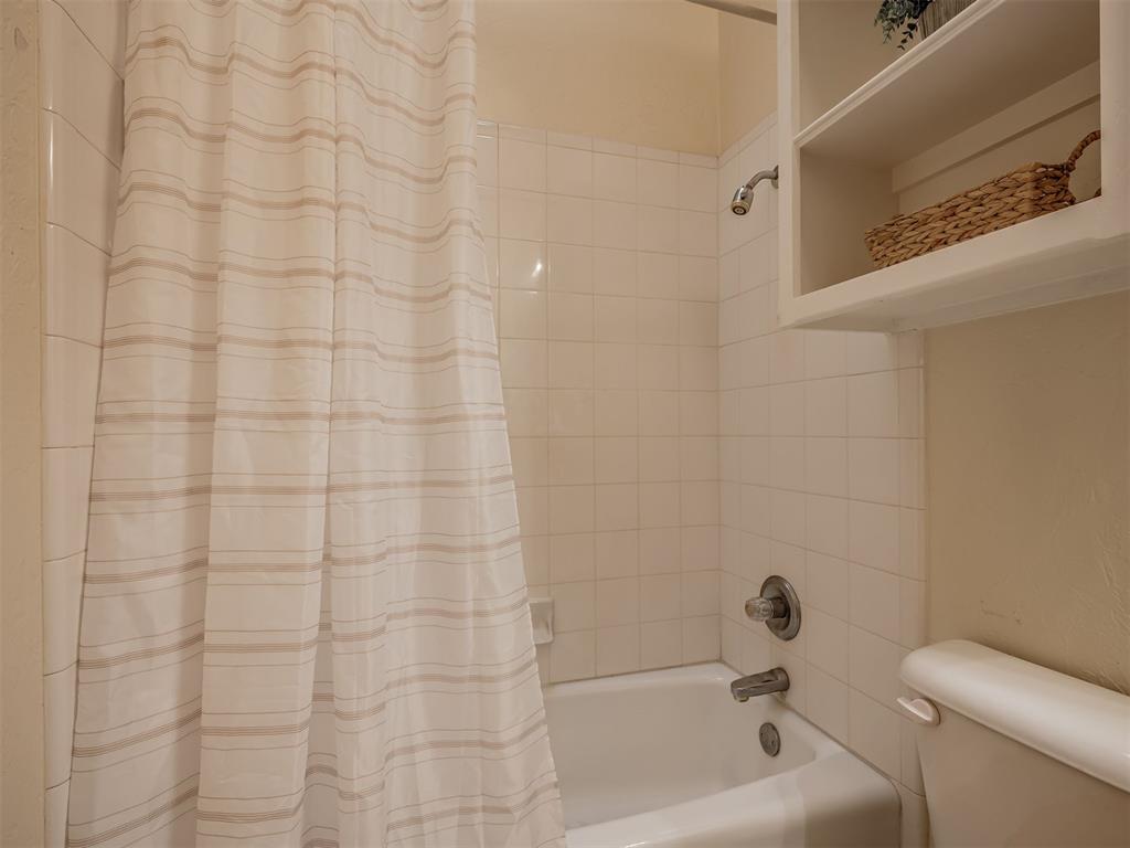 11508 Randwick Drive Property Photo 21