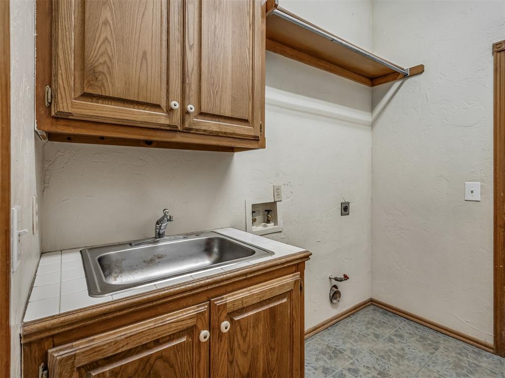 11508 Randwick Drive Property Photo 27