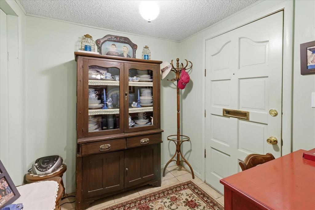417 W Birch Property Photo 5