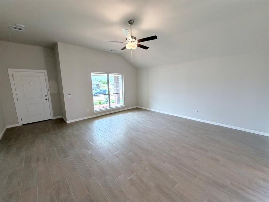 3029 Nw 196th Place Property Photo 2