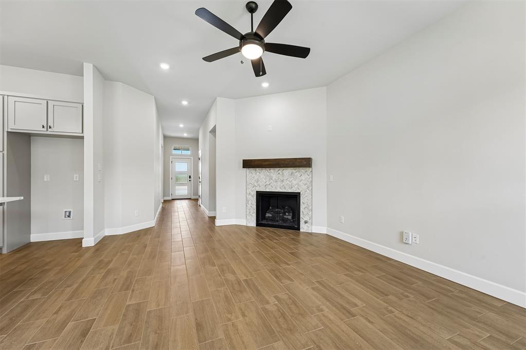 1312 Lighthorsemen Way Property Photo 5