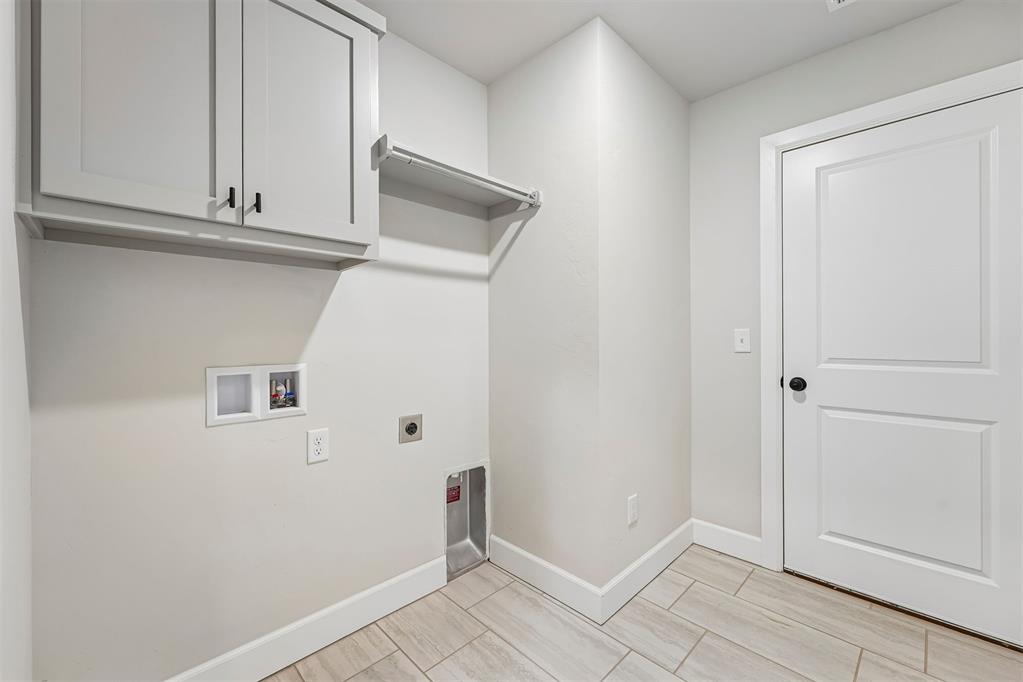 1312 Lighthorsemen Way Property Photo 19