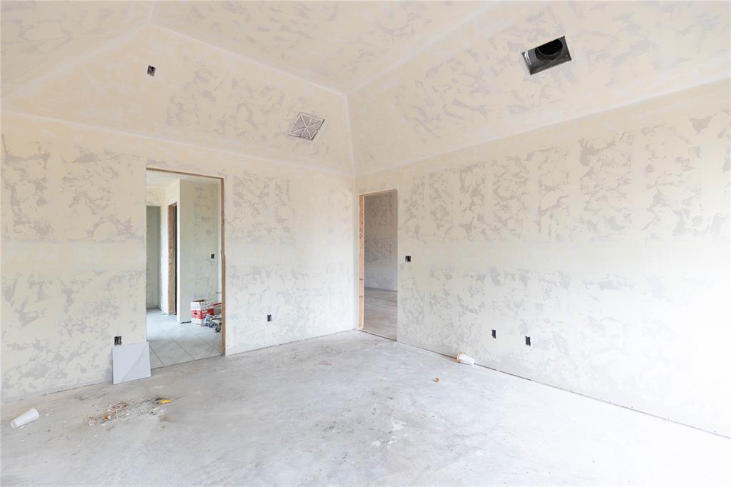 8728 Kate Crossing Property Photo 6