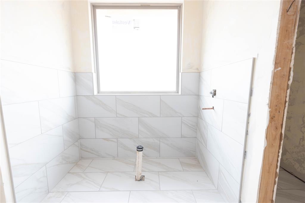 8728 Kate Crossing Property Photo 8