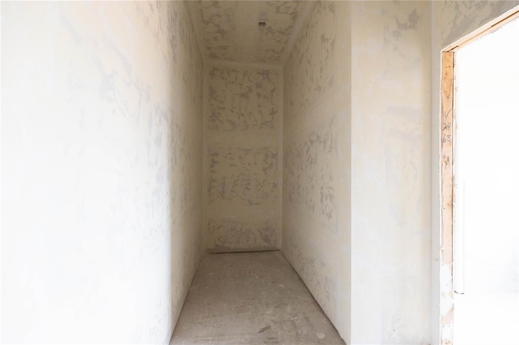 8728 Kate Crossing Property Photo 10