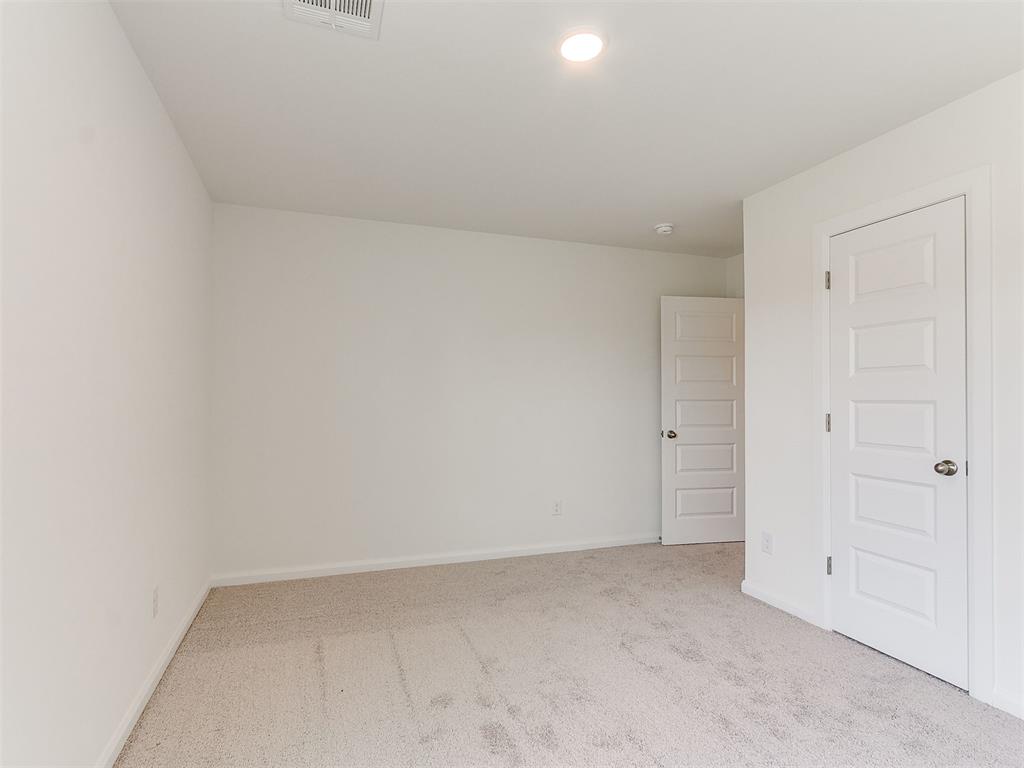 925 Hazy Brook Circle Property Photo 25