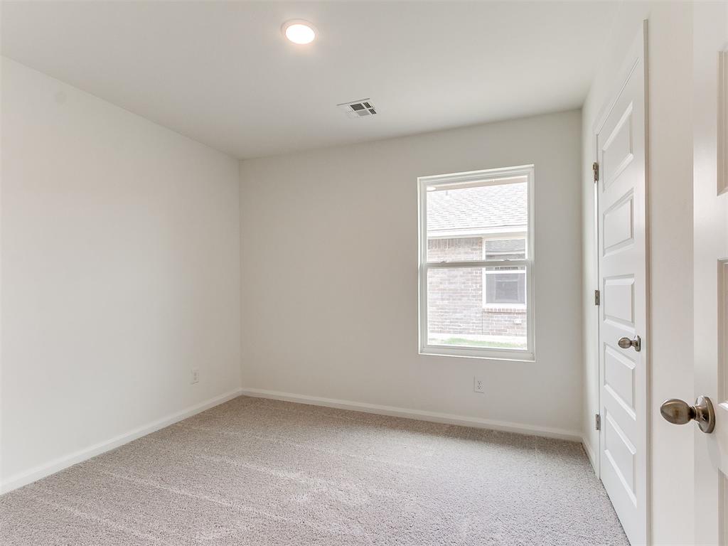 925 Hazy Brook Circle Property Photo 28