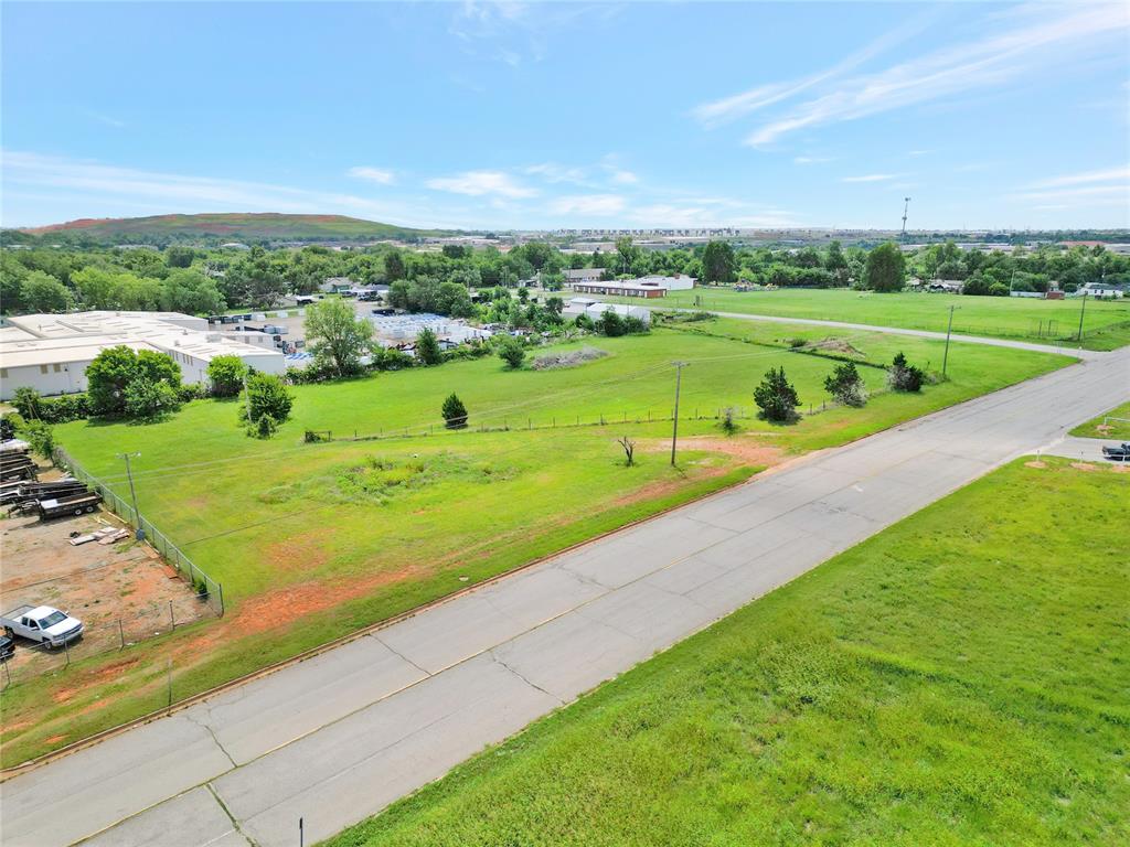 6200 Crossroads Boulevard Property Photo 6