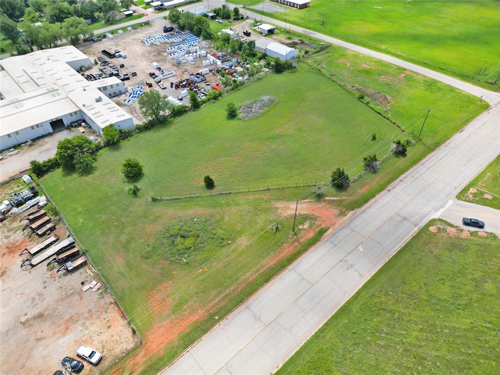 6200 Crossroads Boulevard Property Photo 7