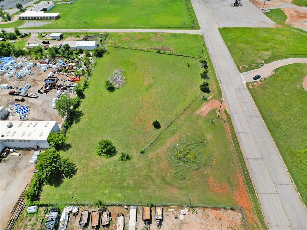 6200 Crossroads Boulevard Property Photo 8