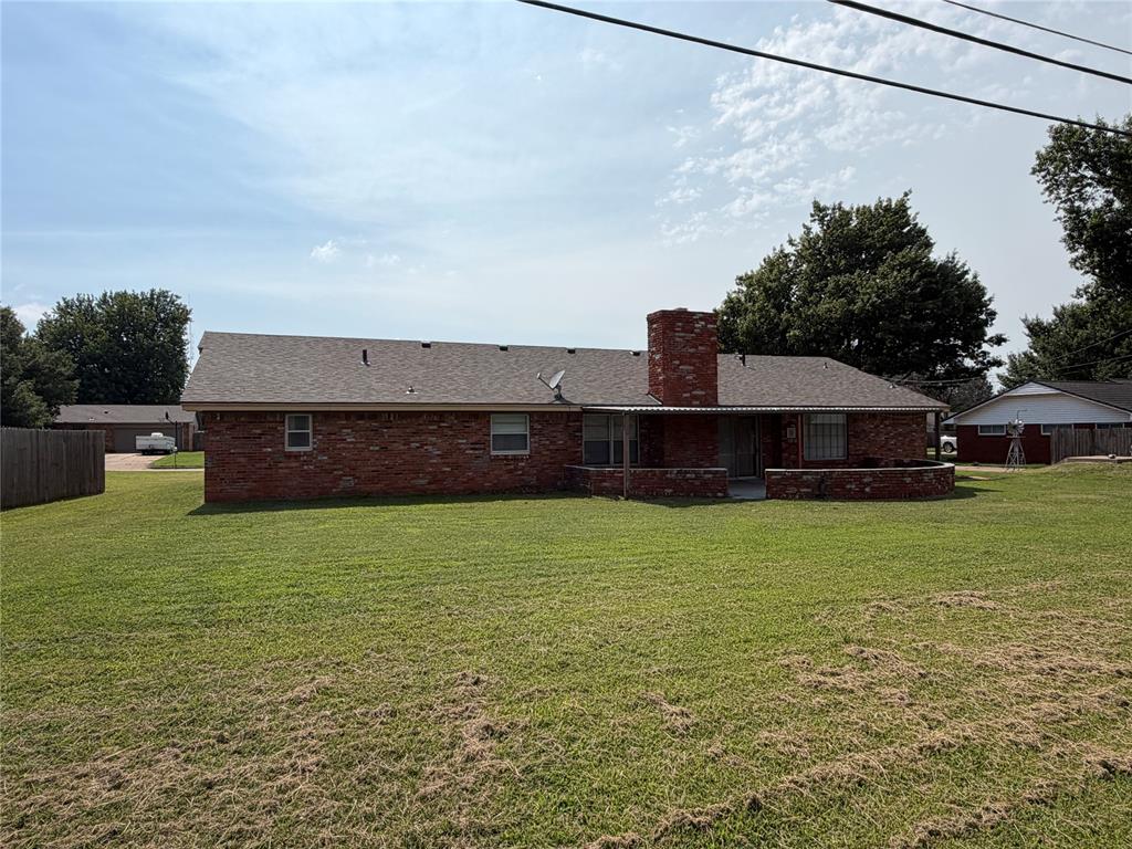 203 Elmhurst Drive Property Photo 6