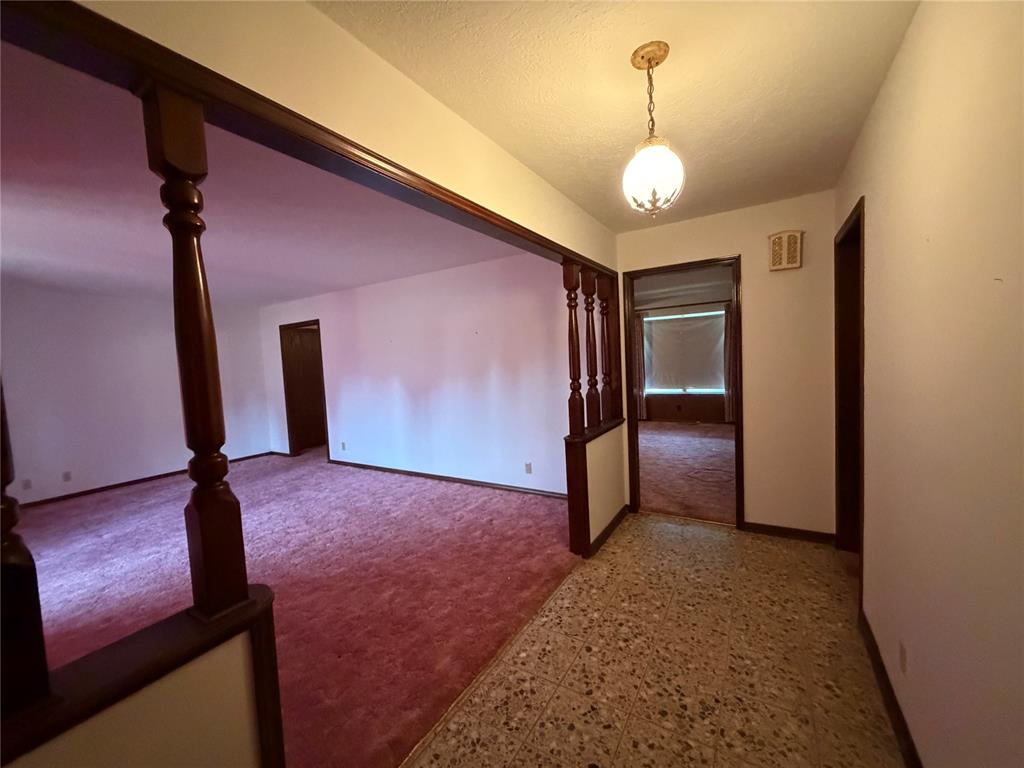 203 Elmhurst Drive Property Photo 14