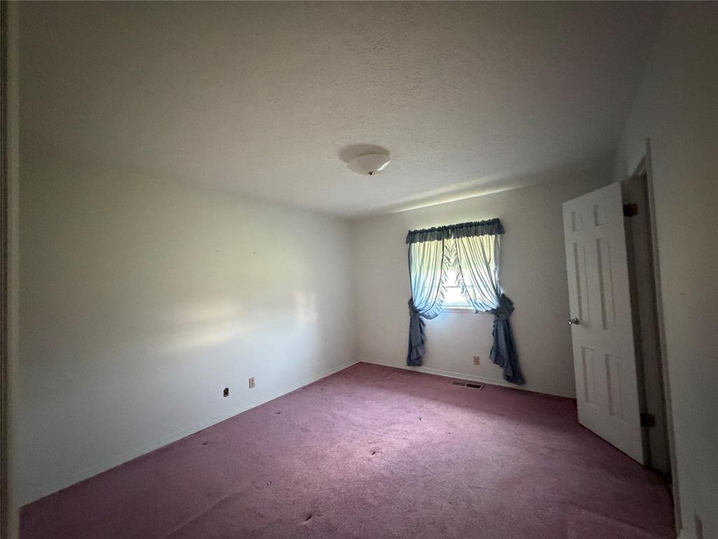 203 Elmhurst Drive Property Photo 15