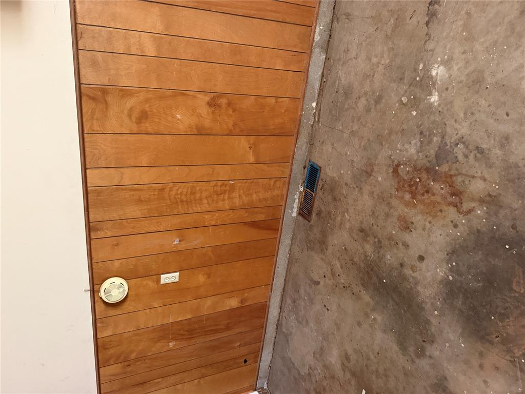 203 Elmhurst Drive Property Photo 28