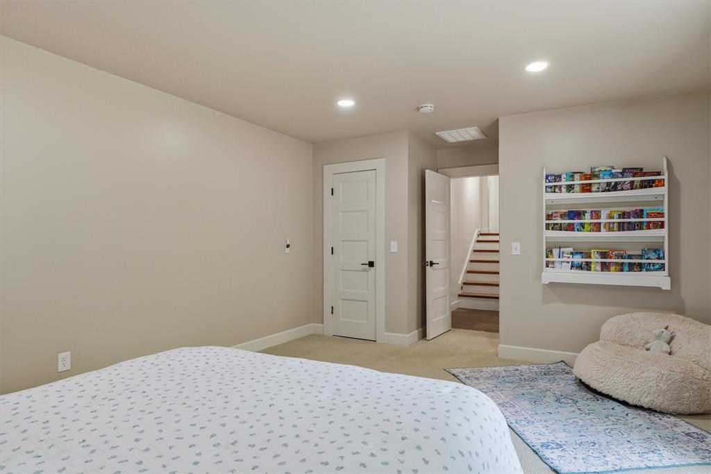 2901 Ne 120th Street Property Photo 24